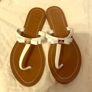 Tory Burch t thong sandal white strap gold bow .